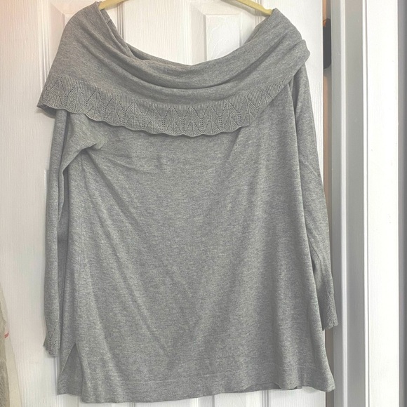 Leo & Nicole Sweater from Stitch Fix - Picture 2 of 3